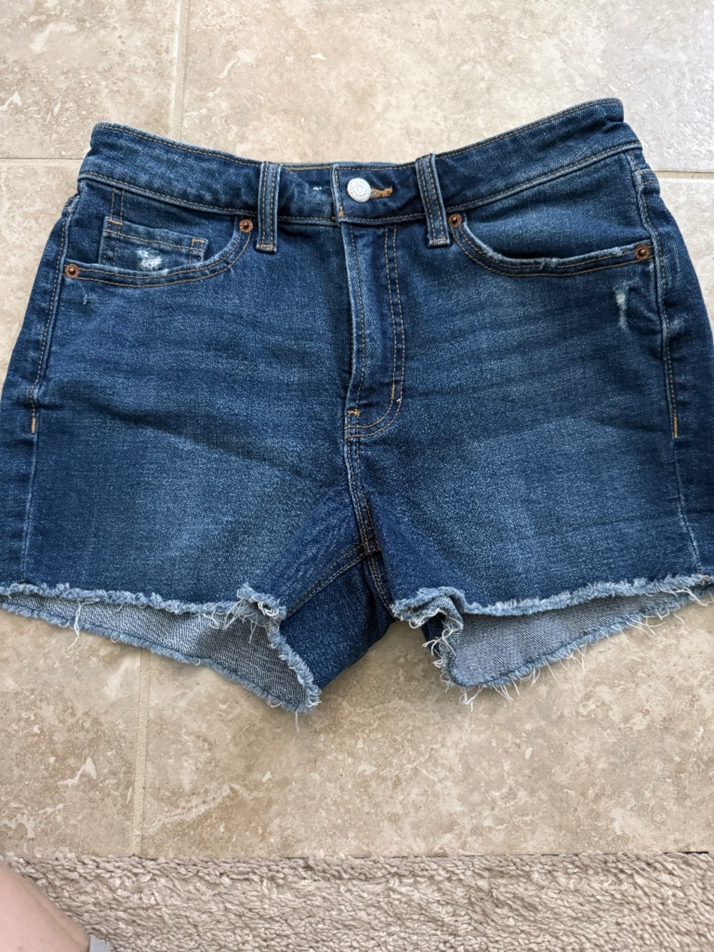 NWOT Old Navy denim shorts size 6